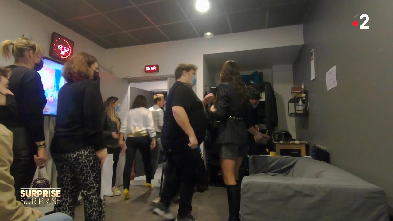 vlc-record-2021-07-16-23h58m26s-2021-07-15_21_05_Fr2_Surprise-sur-prise.mp4-.mp4_snapshot_12.10_[202