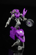 10-SS-52-Arcee-Chromia-and-Elita-1
