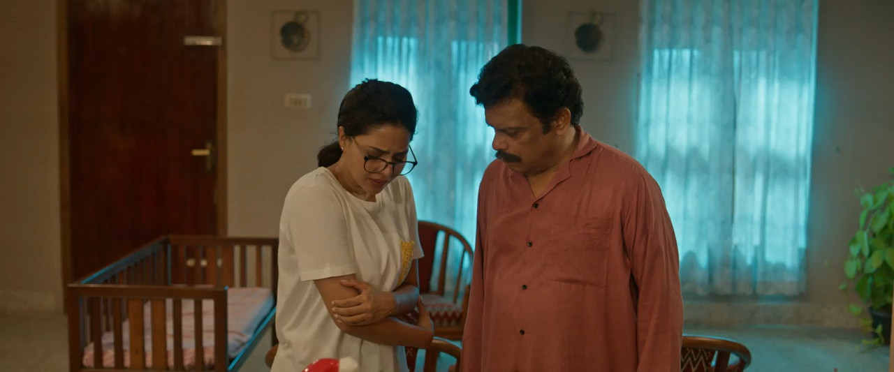 Hello Mummy 2024 WebRip [Malayalam] 480p, 720p ESub Screenshot