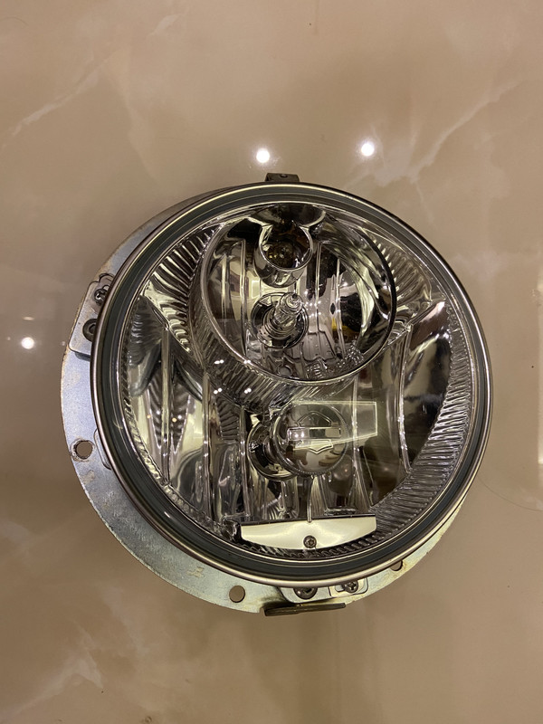 62E7E72E-4673-48D4-BB13-4789FB355A65