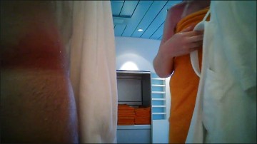 [Image: Voyeur23705101447.jpg]