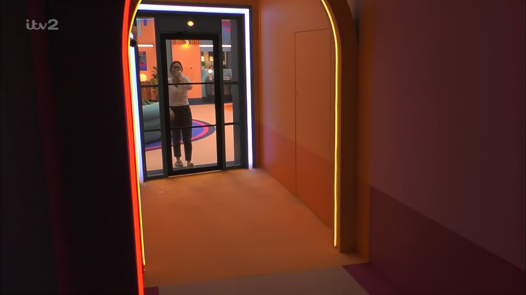 [Image: 52b3awc3sjhr.png]