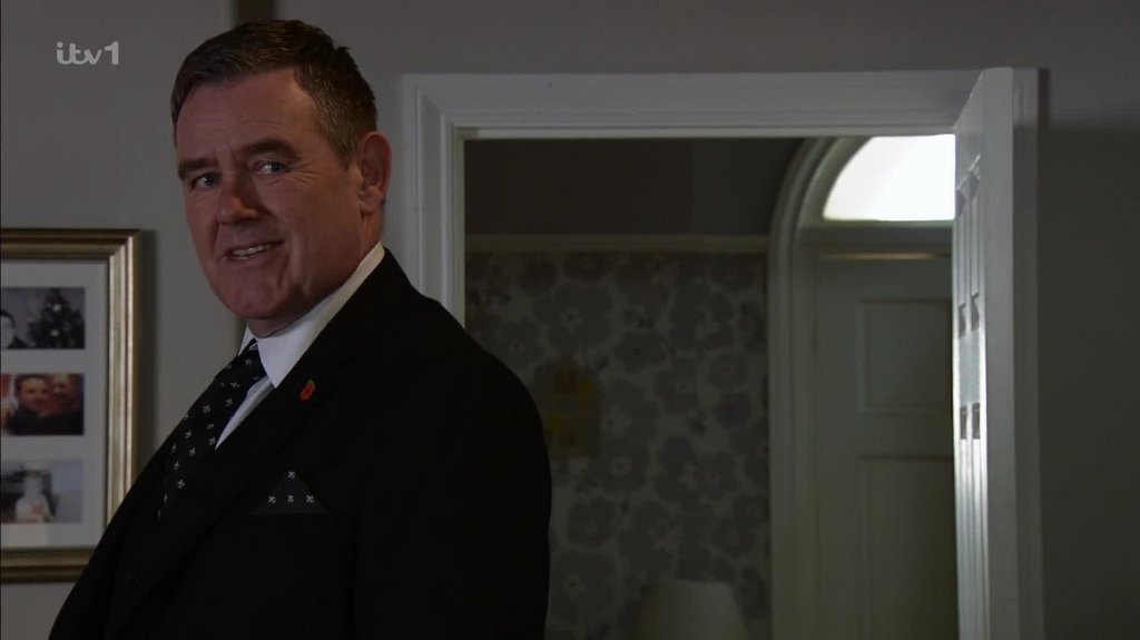 [Image: kdg5q95yqw8a.jpg]