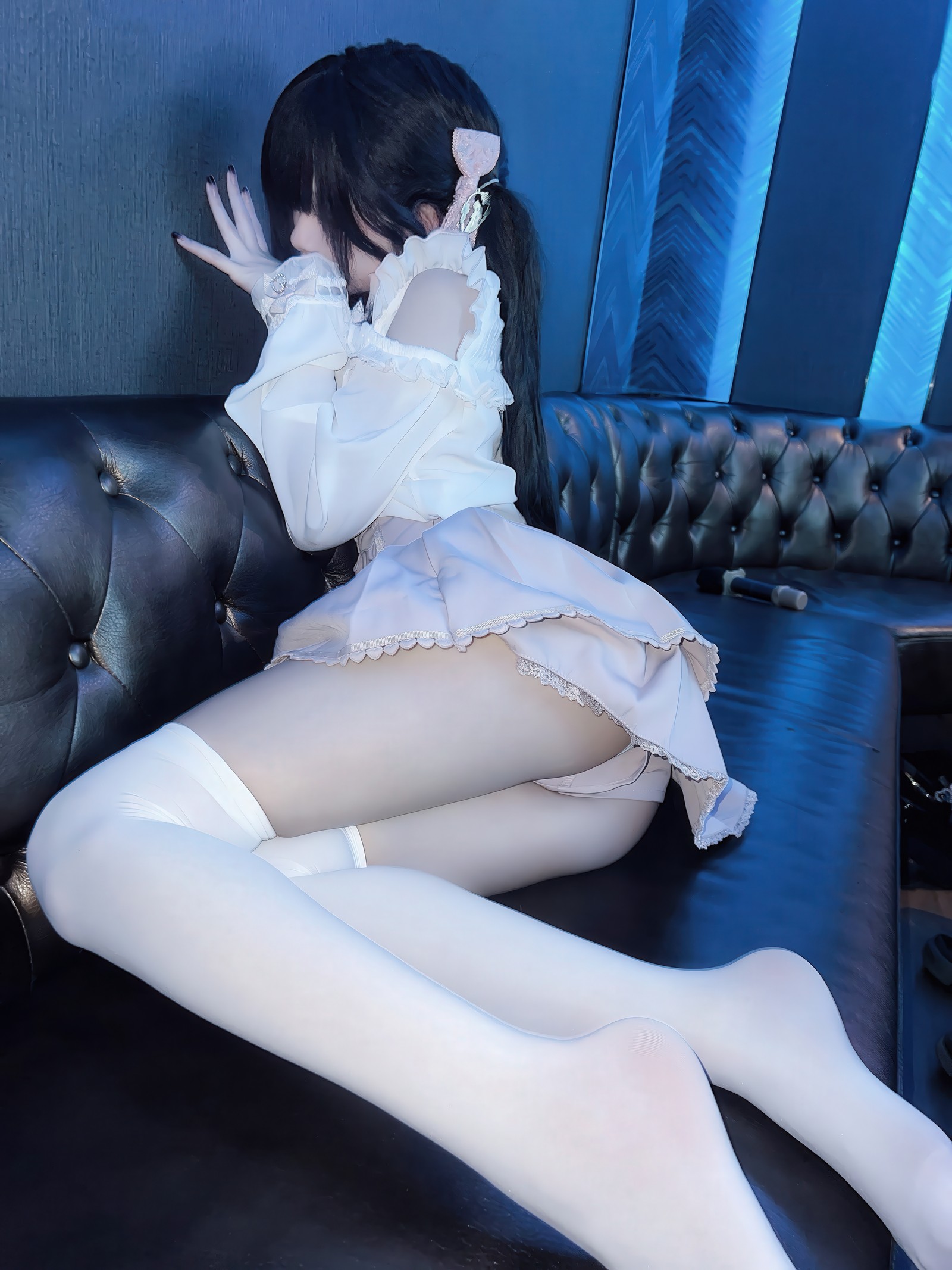 纸悦Etsu_ko《地雷系女子 KTV 约会》主题写真｜氛围感私房套图[44P-438.8M]插图9