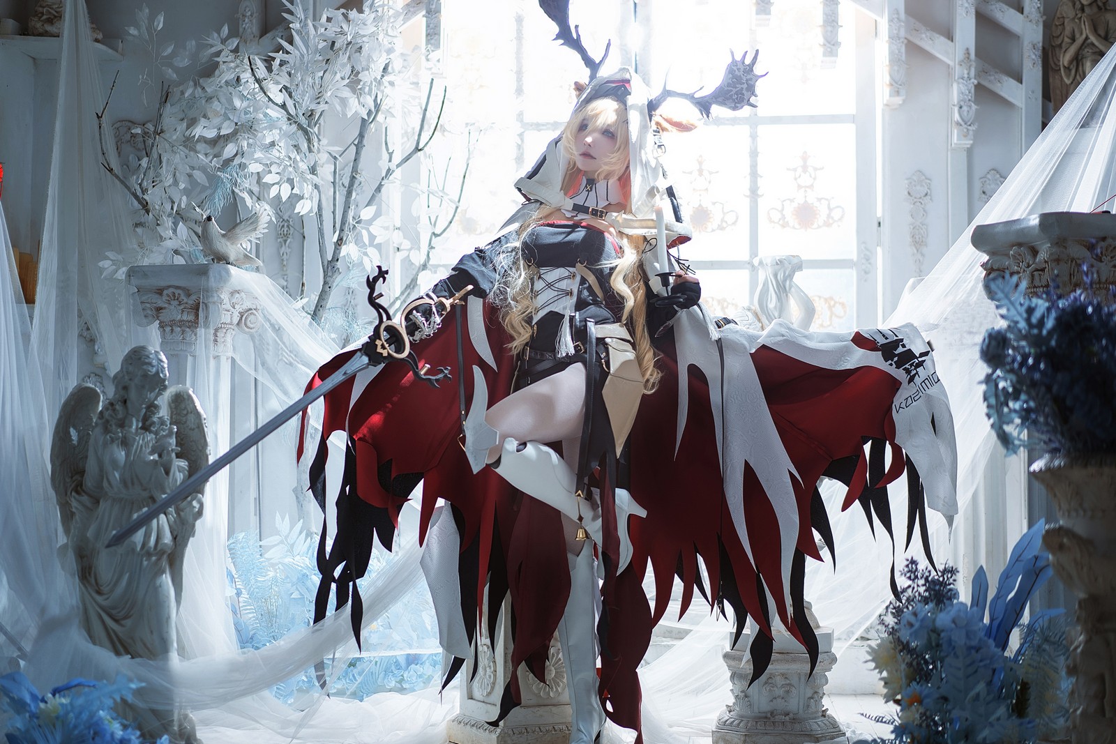 一千只猫薄禾写真 – 烛骑士 薇薇安娜 Cosplay 高清写真套图（12P / 124MB）插图3