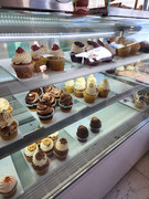 Custom-cakes-delivery-near-me