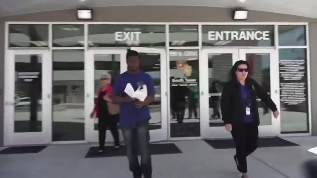 [Image: dc81exa9fw1t.jpg]