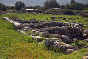 Archaia-synoikia-sta-Malia-(2)