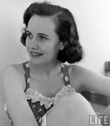Teresa-Wright-b07