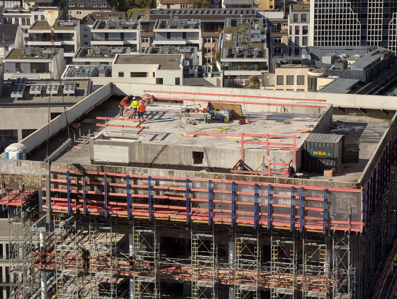 PXL 20251014 103135620