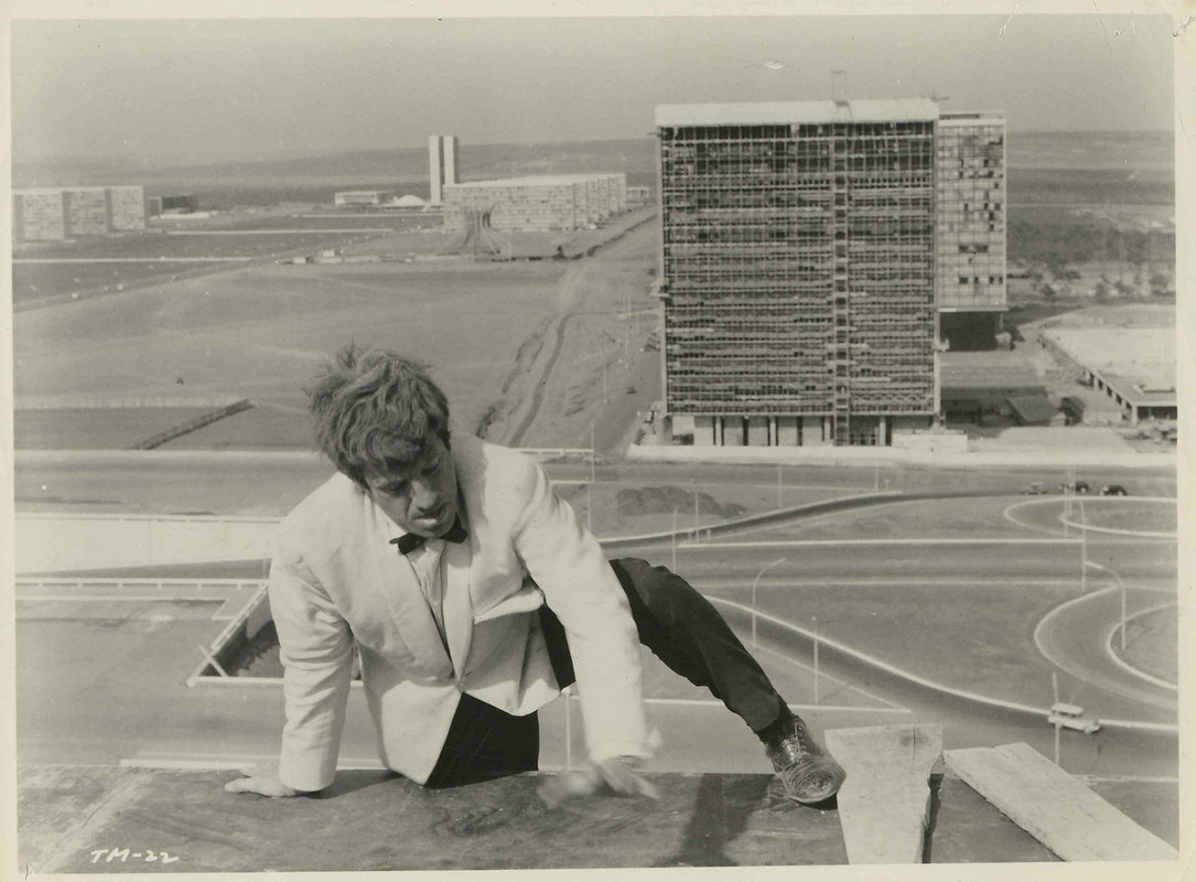 jean_paul_belmondo_c14