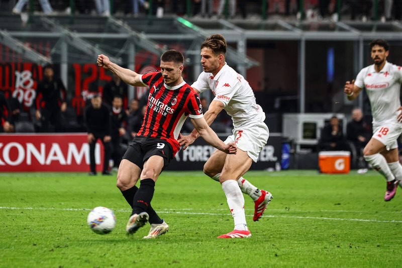Nhận định, soi kèo AC Milan vs Fiorentina, 01h45 ngày 20/10