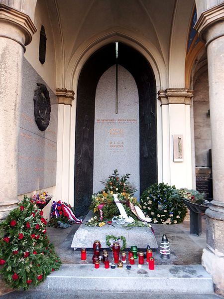 Praha-Vinohradsk-h-bitov-V-clav-Havel-1