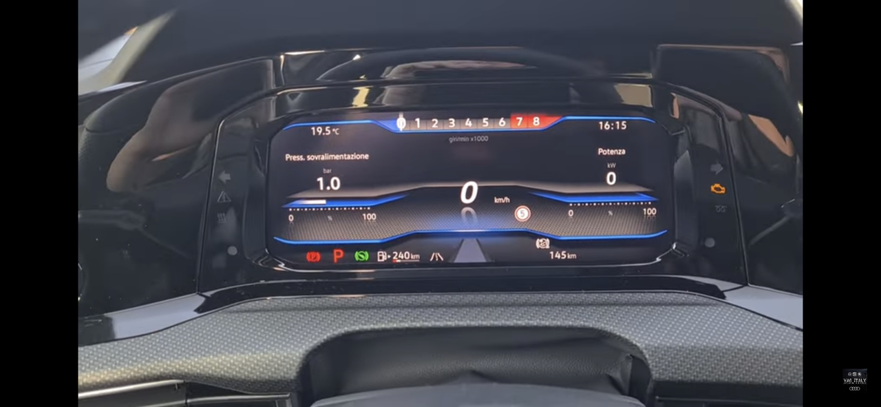 65BB6E03-8255-460C-89AB-08D9E6DF43E7