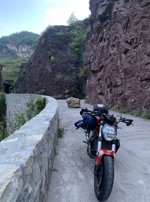 B36735CD-E902-4F73-B641-2607ED219630