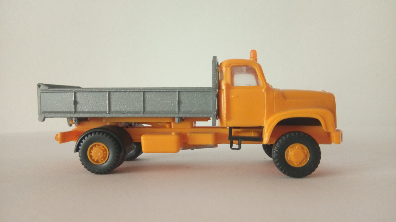 Mache (9251)