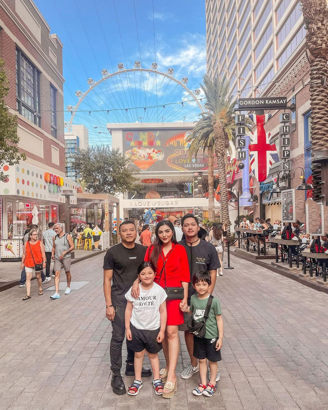 Momen seru liburan keluarga Anang Hermansyah dan Ashanty saat jelajahi berbagai destinasi di Amerika Serikat.