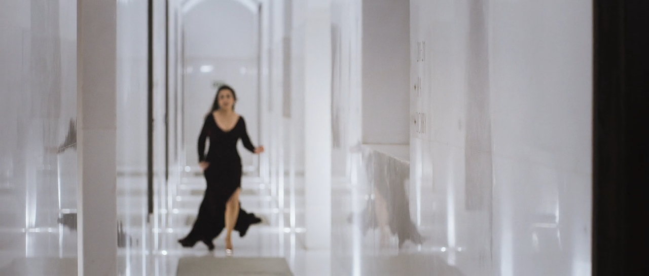 The Hungry.00_02_42_10.Still013