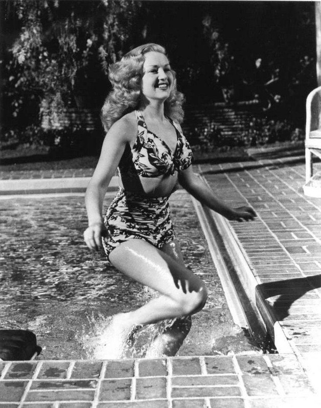 betty_grable_b87