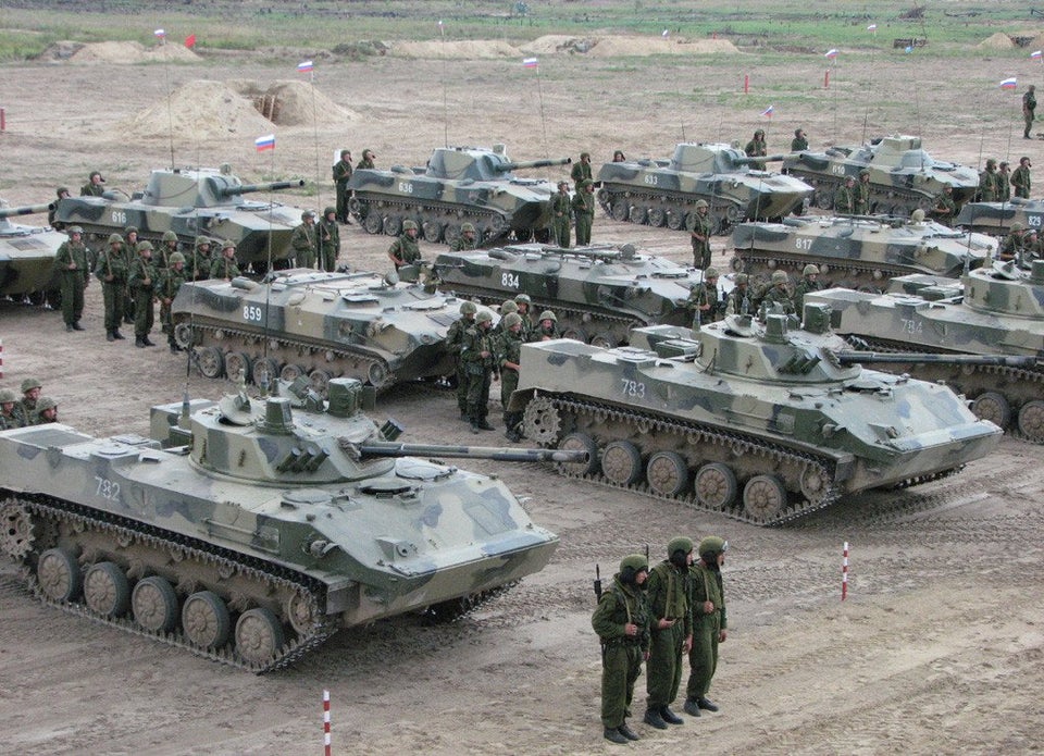 BMD-4-BTR-D-2-S9-Nona.jpg