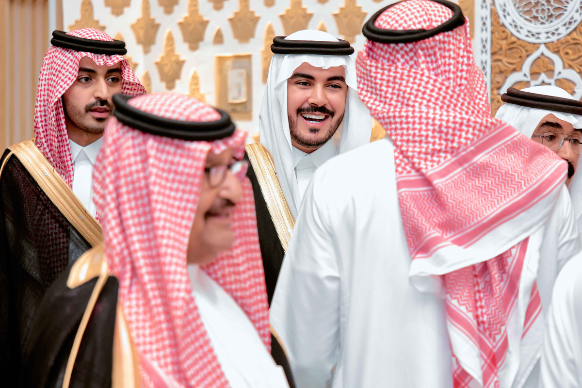 freelancers-BN7-A8467