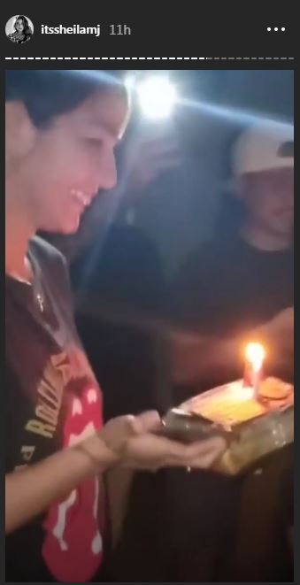 Sheila Marcia memberikan kejutan untuk putrinya