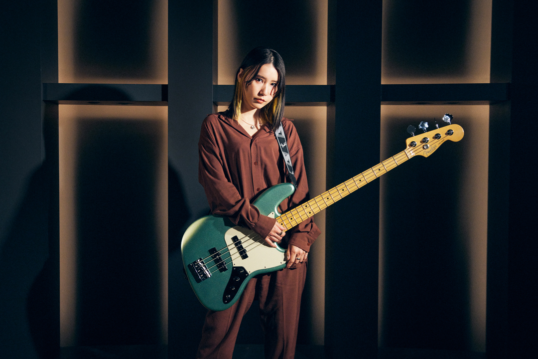 TOMOMI'S GEAR The-one-for-all-vol4-a