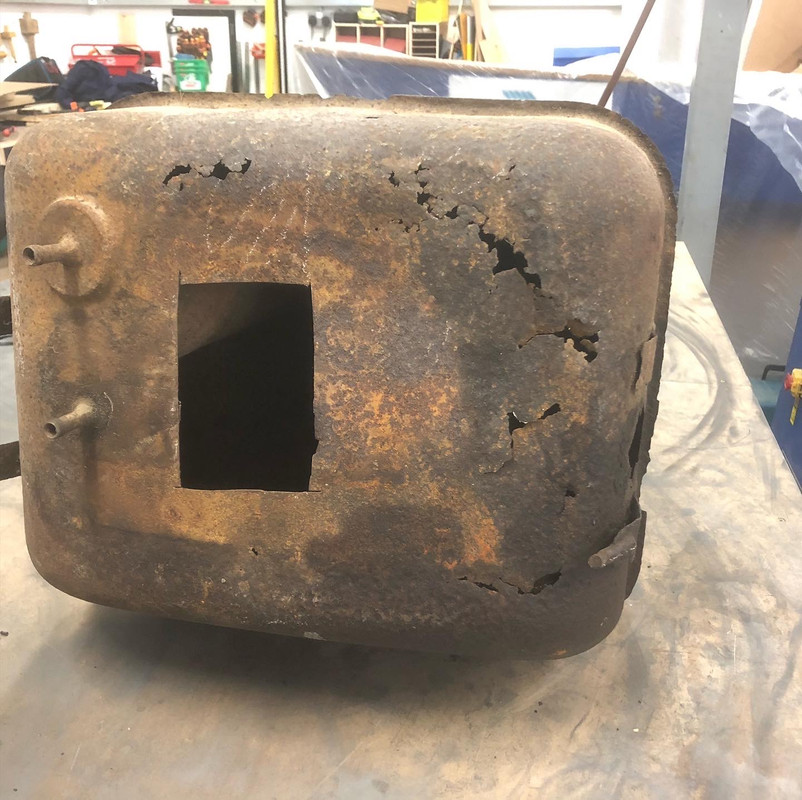 4EFAA468-5ED9-45B3-A699-68B9C00D201A