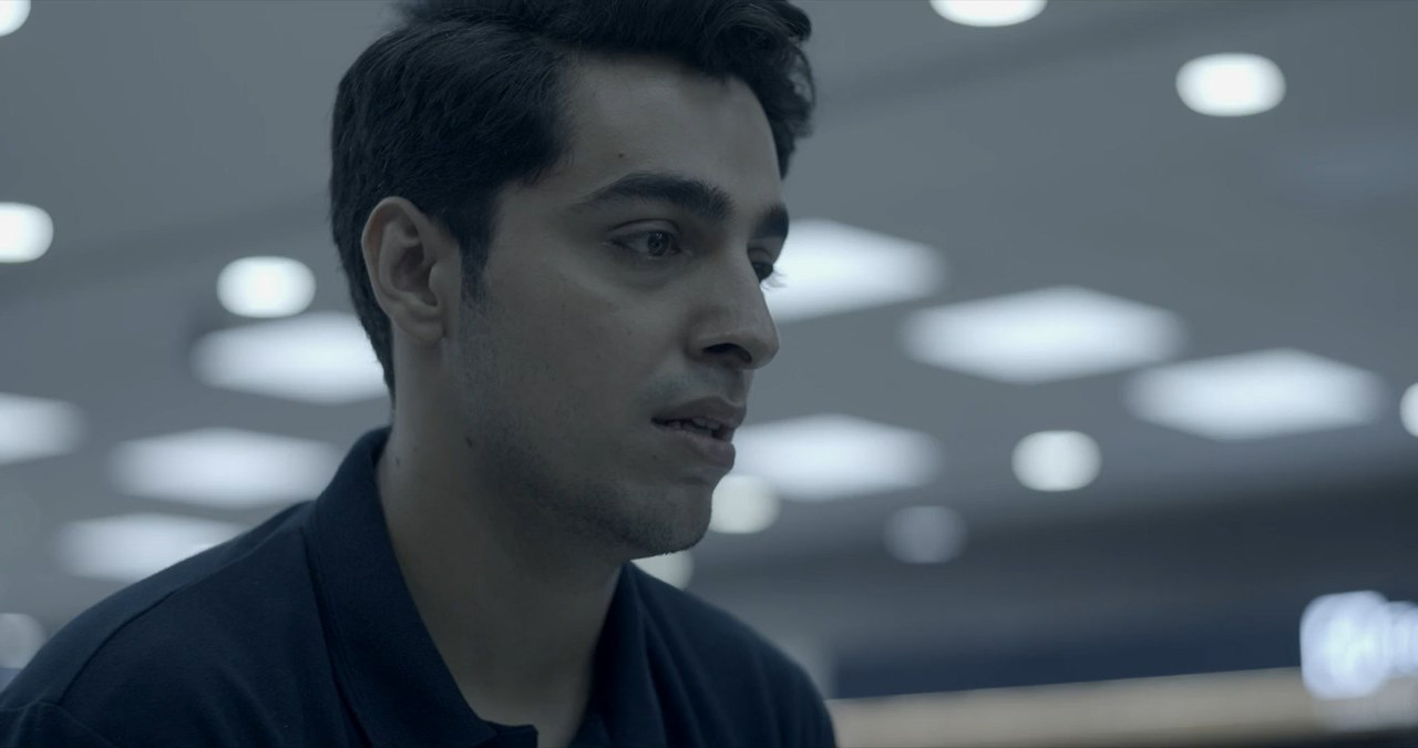 Lafangey: Sapne, Dosti, Duniya (2025) Season 1 [Hindi] WebRip 480p 720p ESub - Complete Screenshot