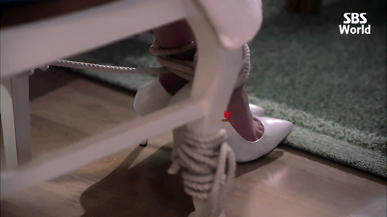 Shin Se-Kyung - A Girl Who Can See Smell EP16