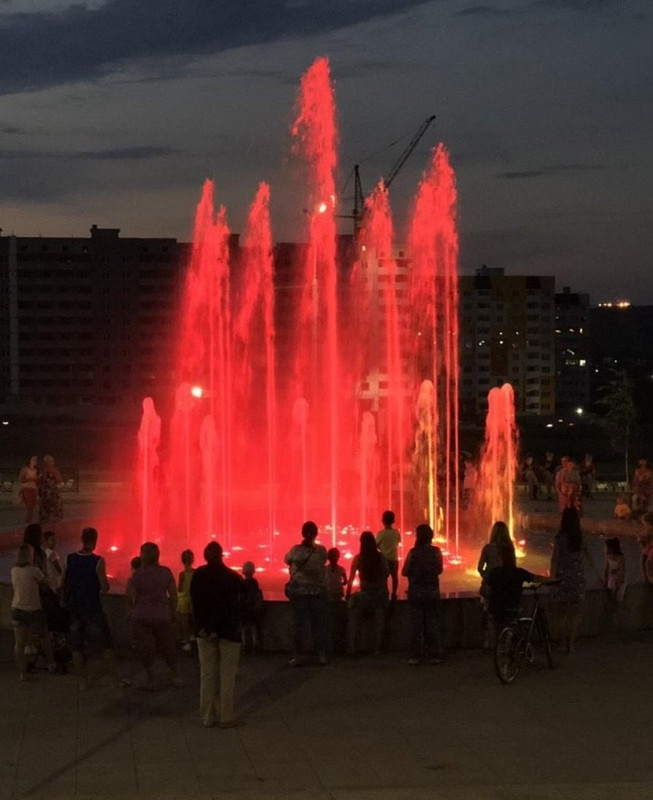 6051712031203583_5649