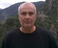 Ο ΠΑΛΙΟΣ ΚΟΣΜΟΣ ΣΑΠΙΖΕΙ ΚΙ Ο ΝΕΟΣ ΔΕΝ ΜΠΟΡΕΙ ΑΚΟΜΑ ΝΑ ΓΕΝΝΗΘΕΙ...