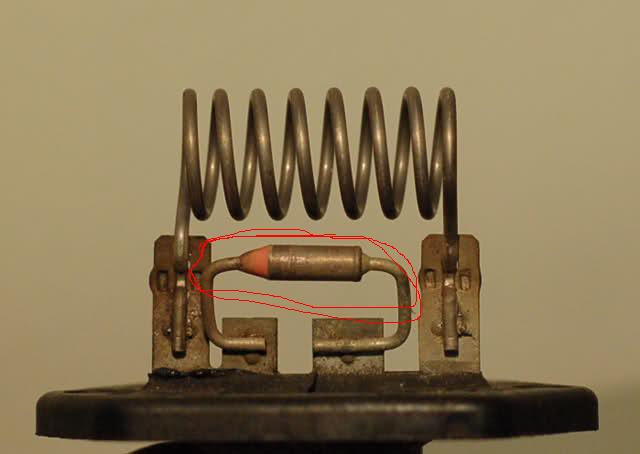 Termo otpornik 240c 10A