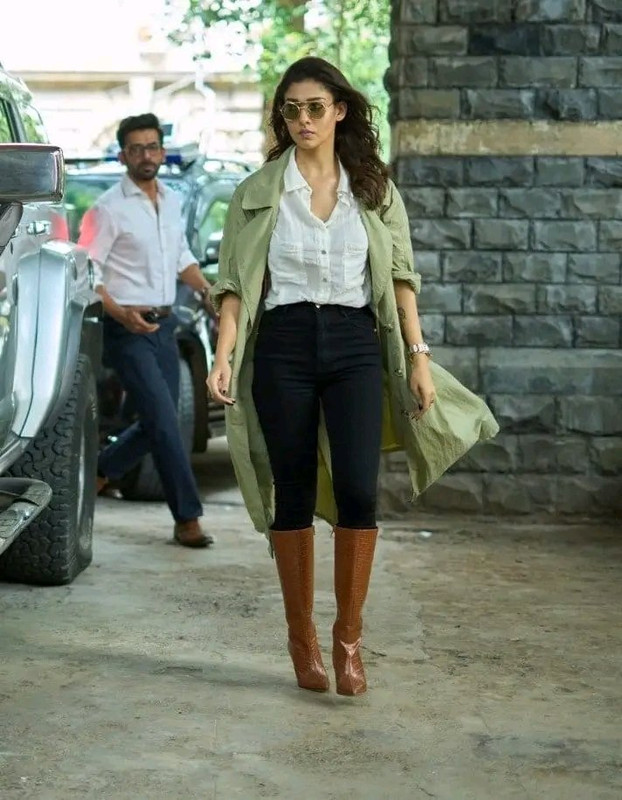 nayanthara-in-white-shirt-and-boots-in-jawan-movie