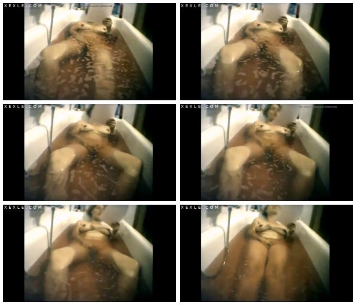[Image: Milf-masturbates-reading-in-bath-HCM-2.jpg]