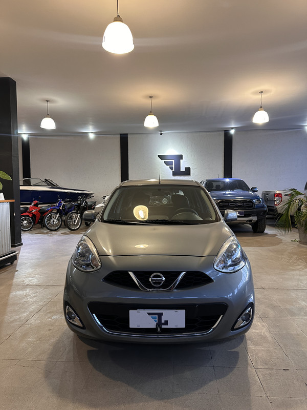Nissan March Media-Tech - 2