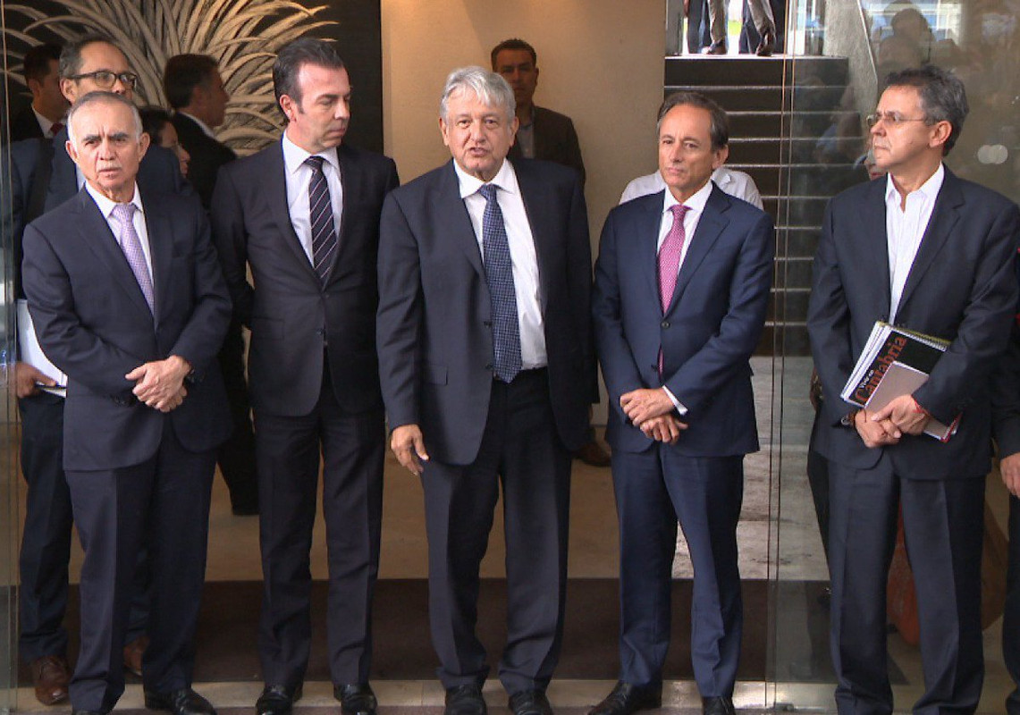 AMLO se reúne con empresarios del Consejo Mexicano de Negocios