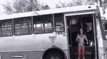 lady-gaga-jump.gif