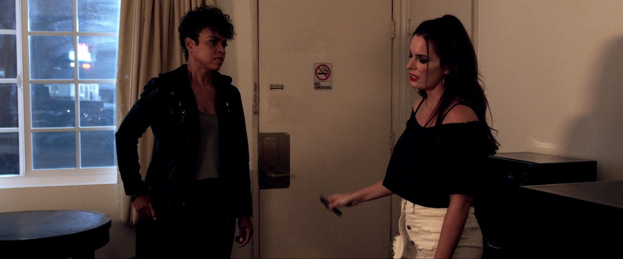 Take Back (2021) (1080p BluRay x265 SAMPA).mkv_snapshot_01.00.31.180