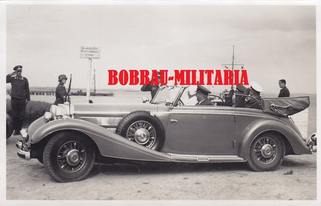 Mercedes Benz 540K Cabriolet B von HG vor Luxus-