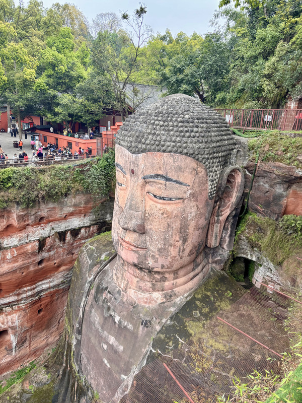 Día 11: Buda de Leshan y Chengdu - Disfrutando de China por libre en 18 días (Marzo 2026) (1)