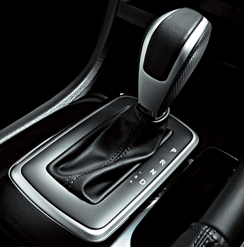 FG FALCON ZF 6-SPEED AUTOMATIC