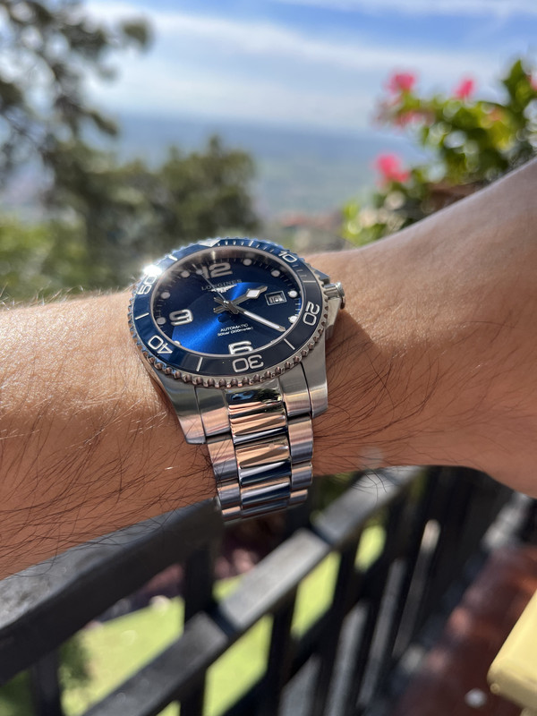 12147267-16DC-4F90-B5F8-66A2649F7FE0