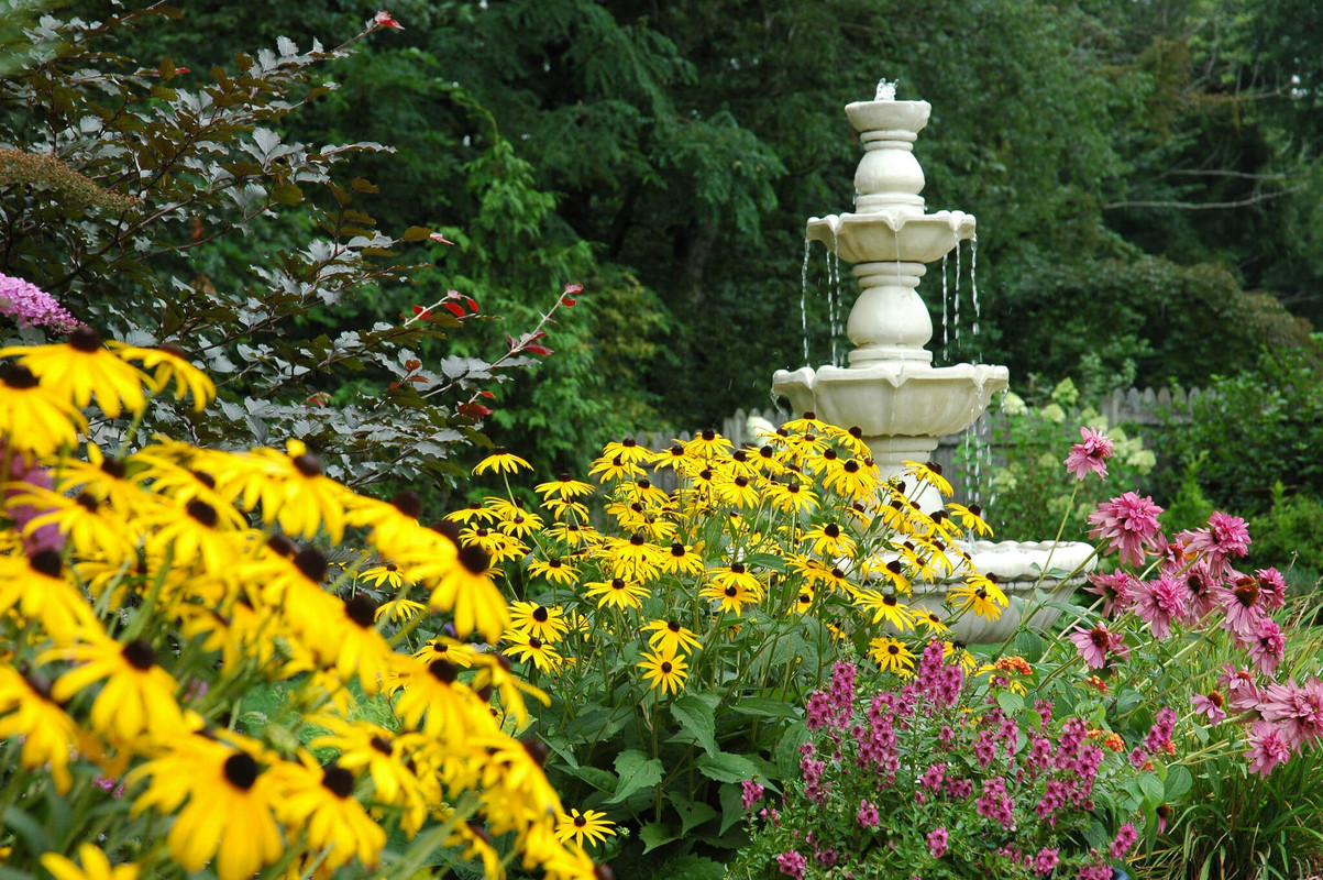 Foegley Landscaping Ornamental And Formal Gardens3 Postimages