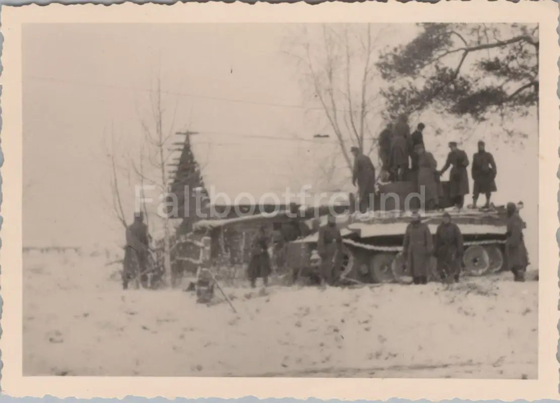 (RB)2024-102 Foto 11.Ostpr. Sicherungsdiv. 113 Tiger Panzer Narwa Front