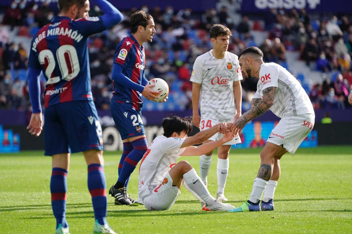 Mallorca vs Levante, 20h00 ngày 26/10