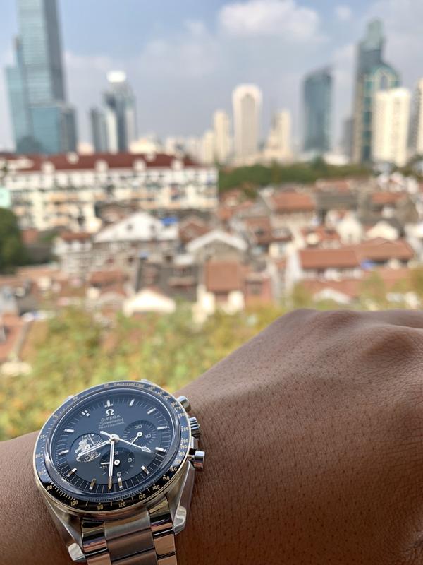 La Speedmaster du 50ème anniversaire - Page 26 A44401-A8-A06-D-4-B28-965-A-5-A1-D793-DB462