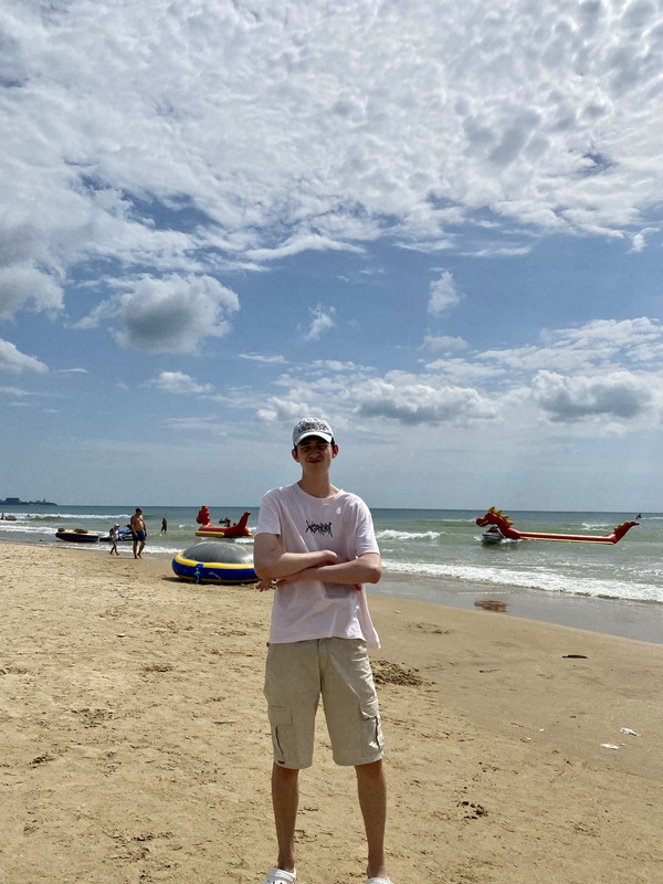 951E9265-34DC-4EBC-98AB-CAA32CBB920D