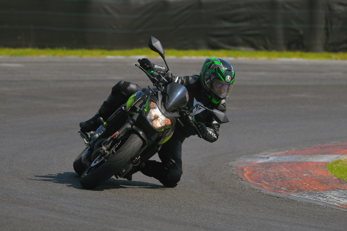 CB43DBF0-0D75-4556-9C6E-E4401743EDDC