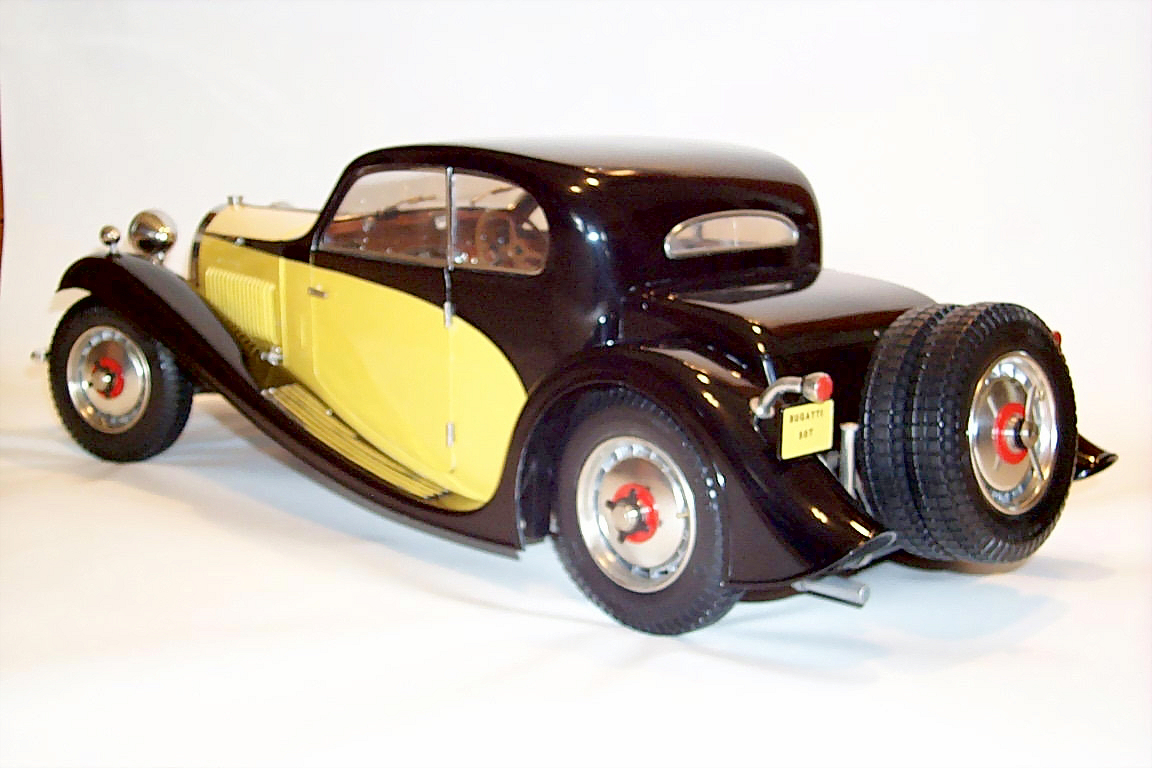 Pocher 1/8 1933 Bugatti Type 50T Bug-Type33b